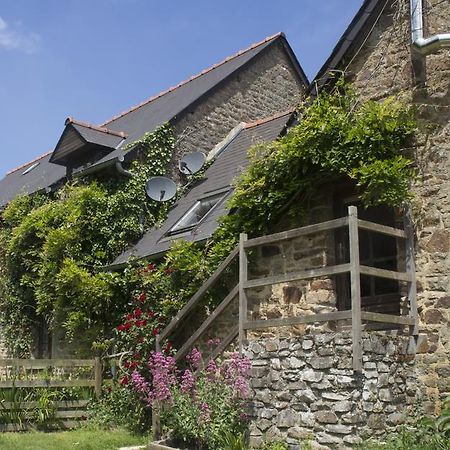 Gites Ferme De La Baie Roz-sur-Couesnon Exterior foto